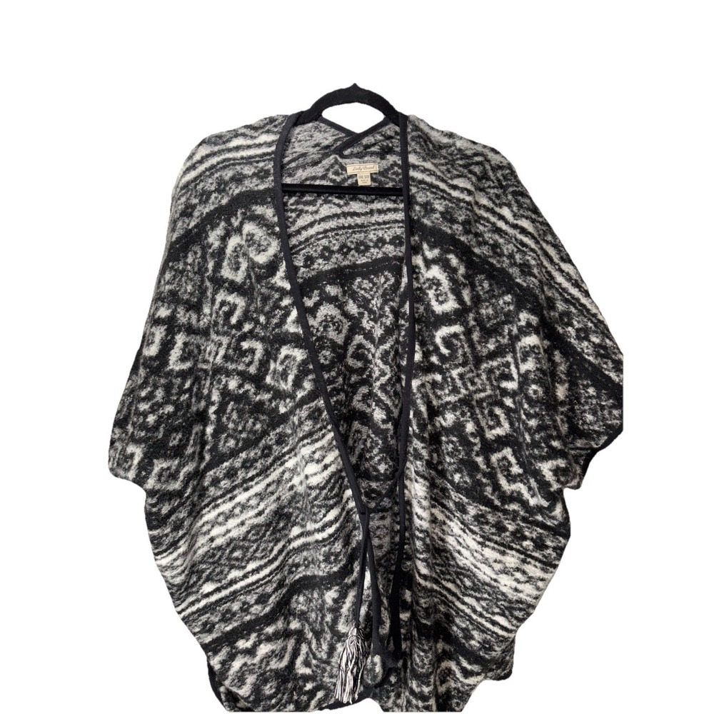 Lucky Brand Poncho Shawl Women OS Black Aztec Boho Tassel Knit Sweater